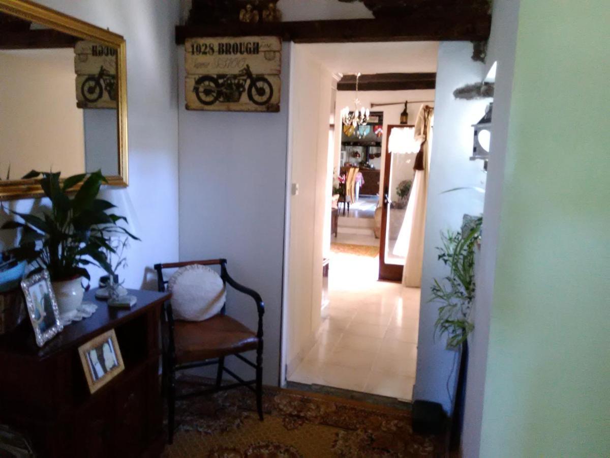 Four Chimneys Apartment Treffrin Екстериор снимка