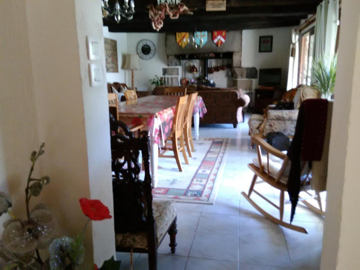 Four Chimneys Apartment Treffrin Екстериор снимка