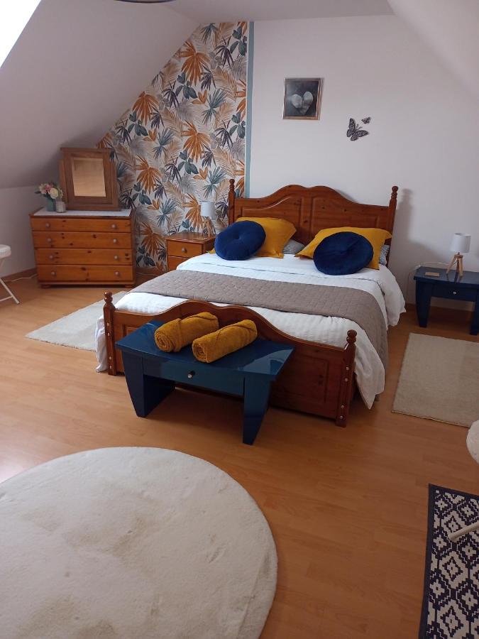 Four Chimneys Apartment Treffrin Екстериор снимка