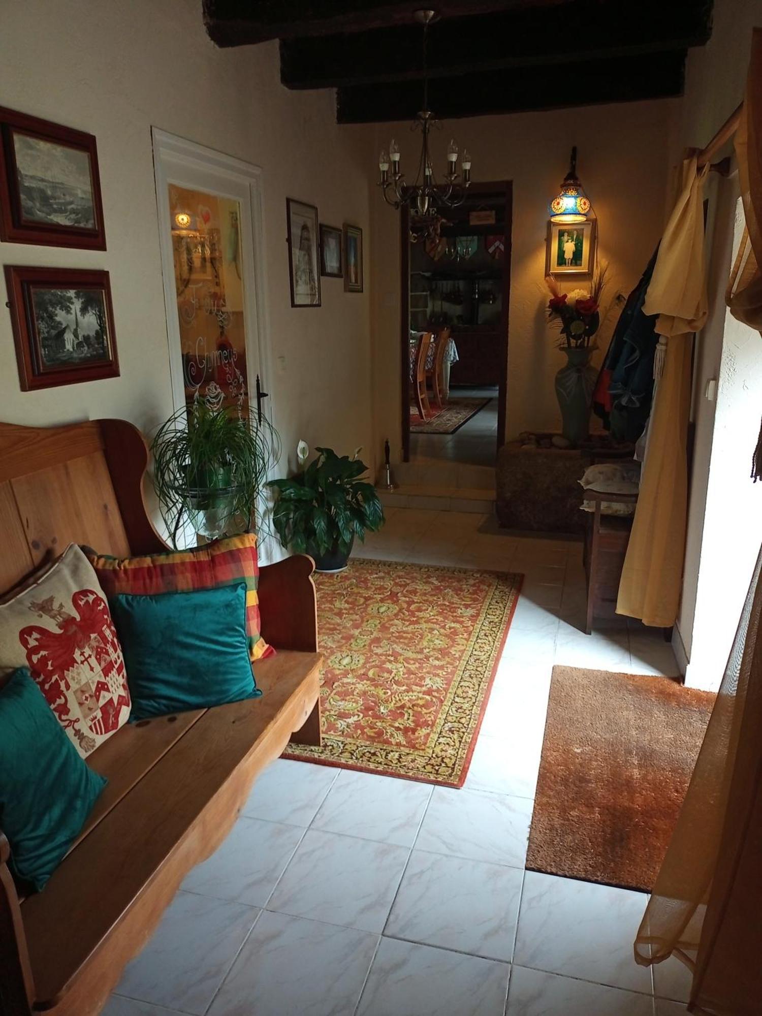 Four Chimneys Apartment Treffrin Екстериор снимка